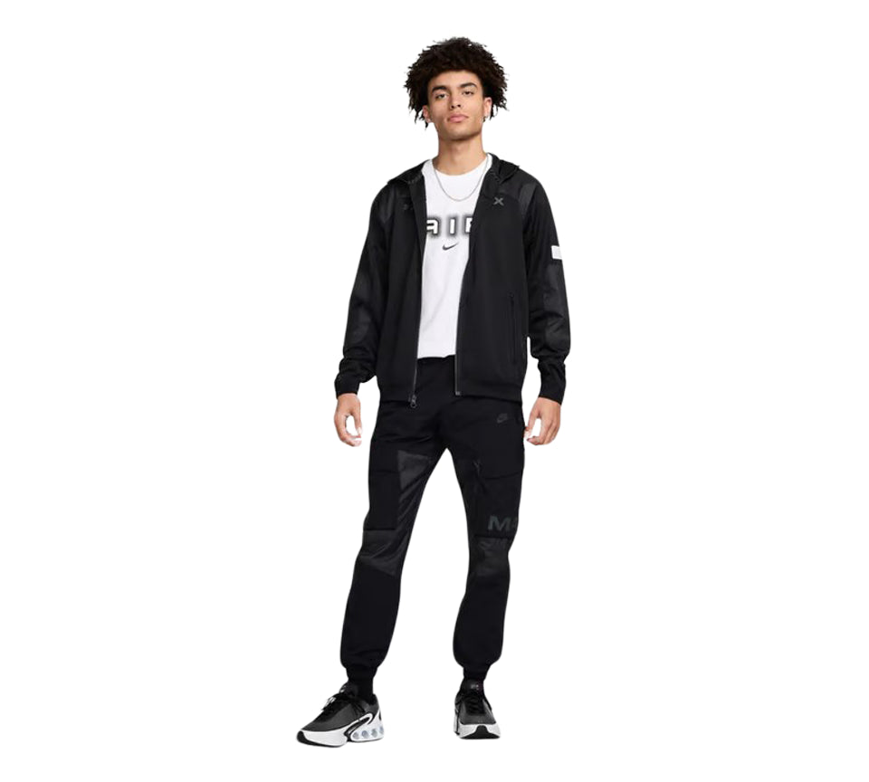 Nike Air Graphic Logo Tee