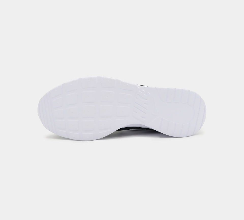 Nike Tanjun Trainer 812654011 Schwarz UK 6-11