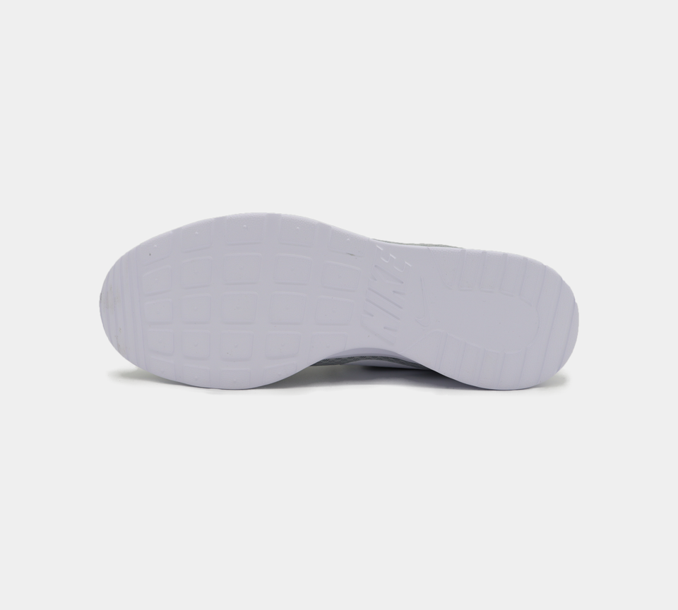 Nike Tanjun Trainer 812654010 Grau UK 6-11