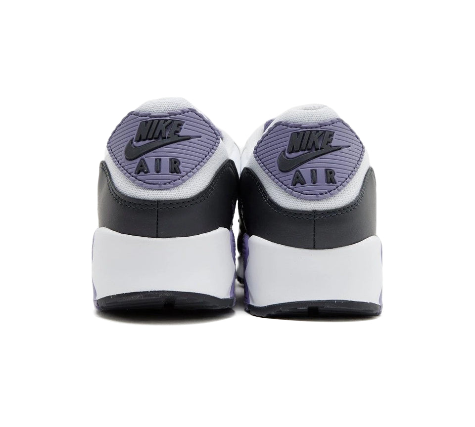 Nike Air Max 90 Trainers