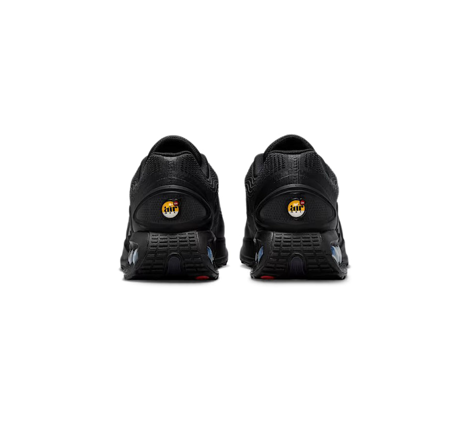 Nike Air Max DN Trainers