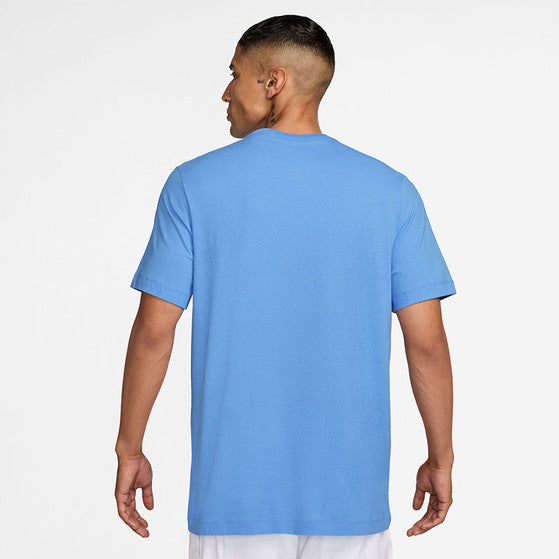 Nike Sportswear Club/Swoosh Futura T Shirt