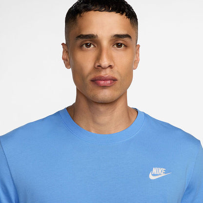 Nike Sportswear Club/Swoosh Futura T Shirt
