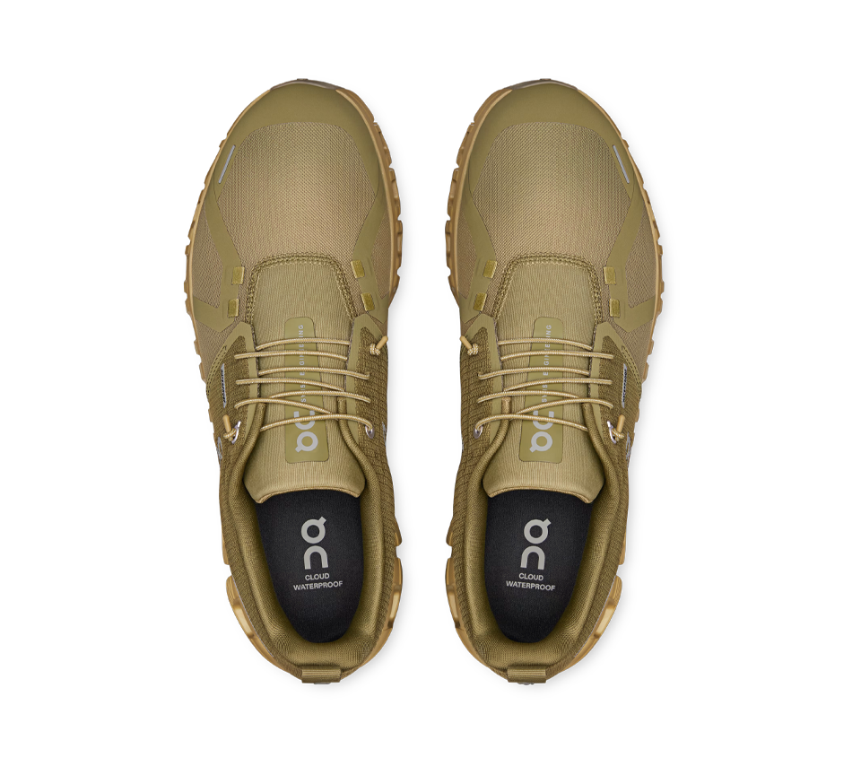 ON Cloud 6 Waterproof Trainers