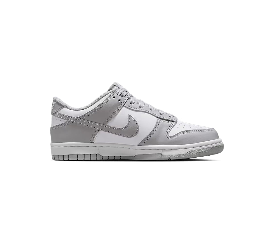 Nike Dunk Low Trainers