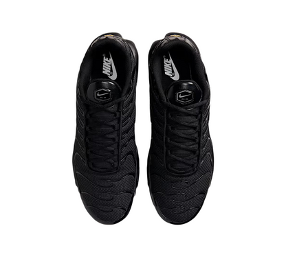 Vivi Sports Nike Air Max Plus Trainers – Grey Sneakers in UK Size 10 – Features Tuned Air Cushioning for Maximum Comfort and Support – Iconic Wavy Design with Mesh Upper – Ideal for Running, Training, or Everyday Streetwear Style