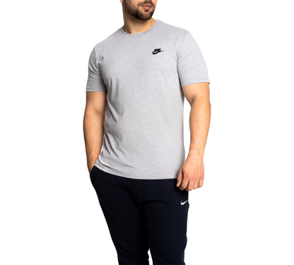 Nike Sportswear Club/Swoosh Futura T Shirt