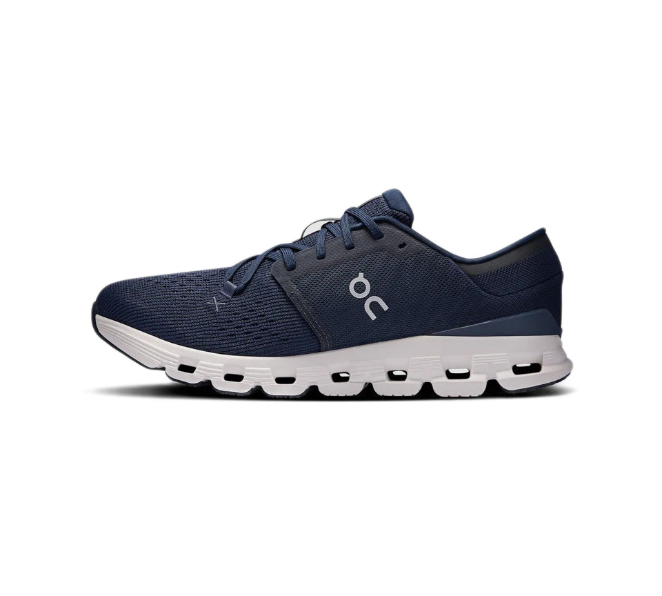 On Running Cloud X 4 Trainers