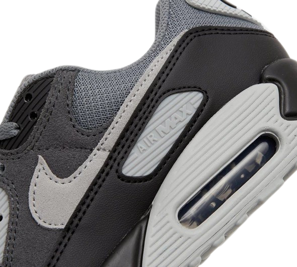 Nike Air Max 90 Trainers