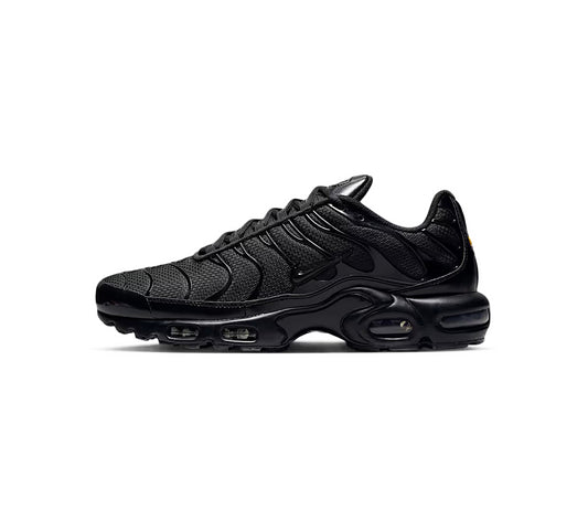 Vivi Sports Nike Air Max Plus Trainers – Grey Sneakers in UK Size 10 – Features Tuned Air Cushioning for Maximum Comfort and Support – Iconic Wavy Design with Mesh Upper – Ideal for Running, Training, or Everyday Streetwear Style