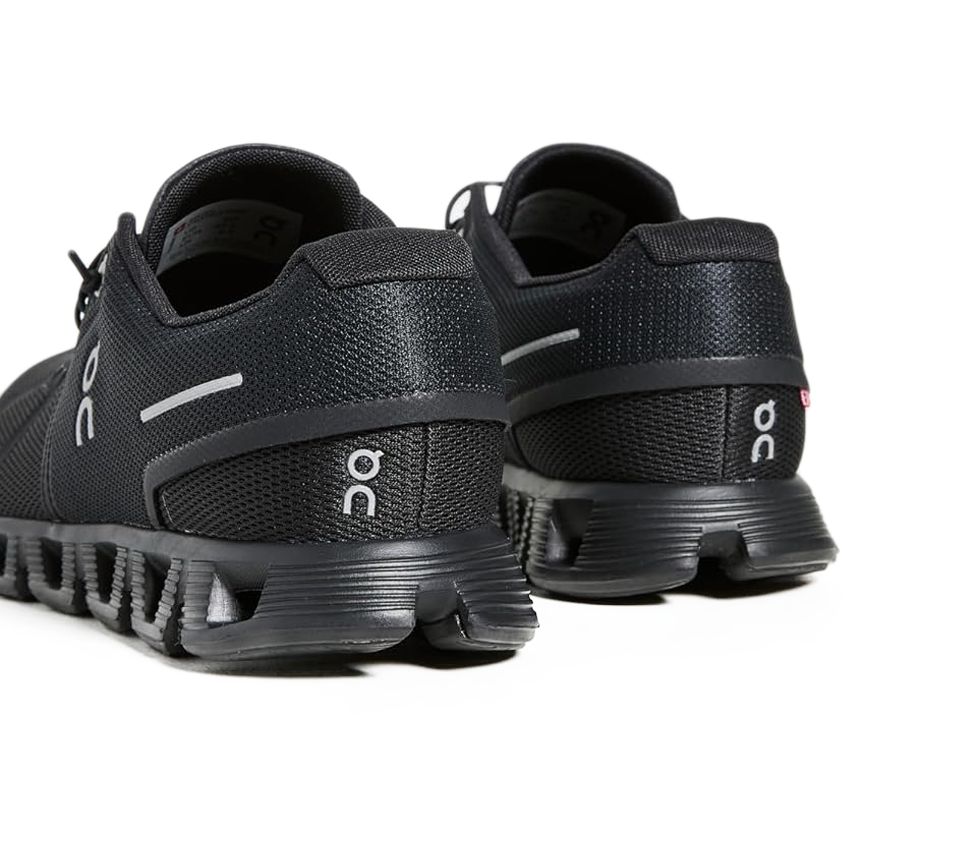 On Cloud 5 Trainers