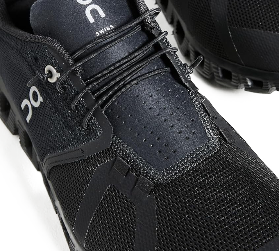 On Cloud 5 Trainers