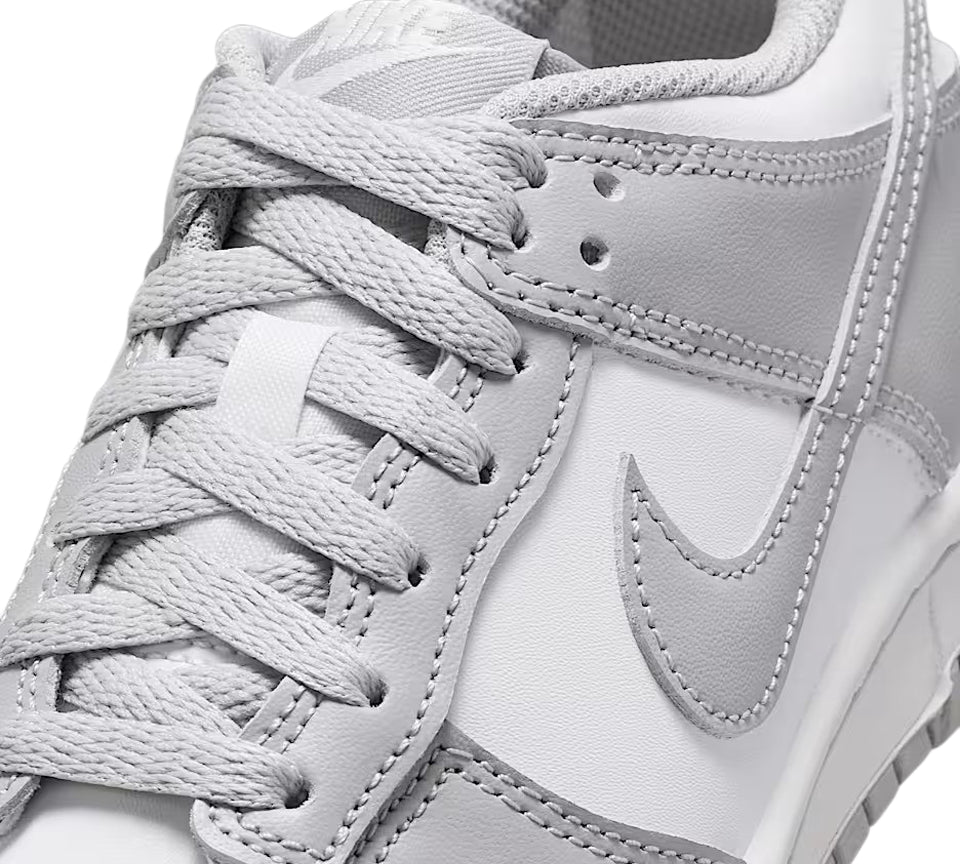 Nike Dunk Low Trainers