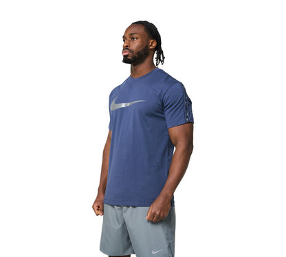 Nike Repeat Tee