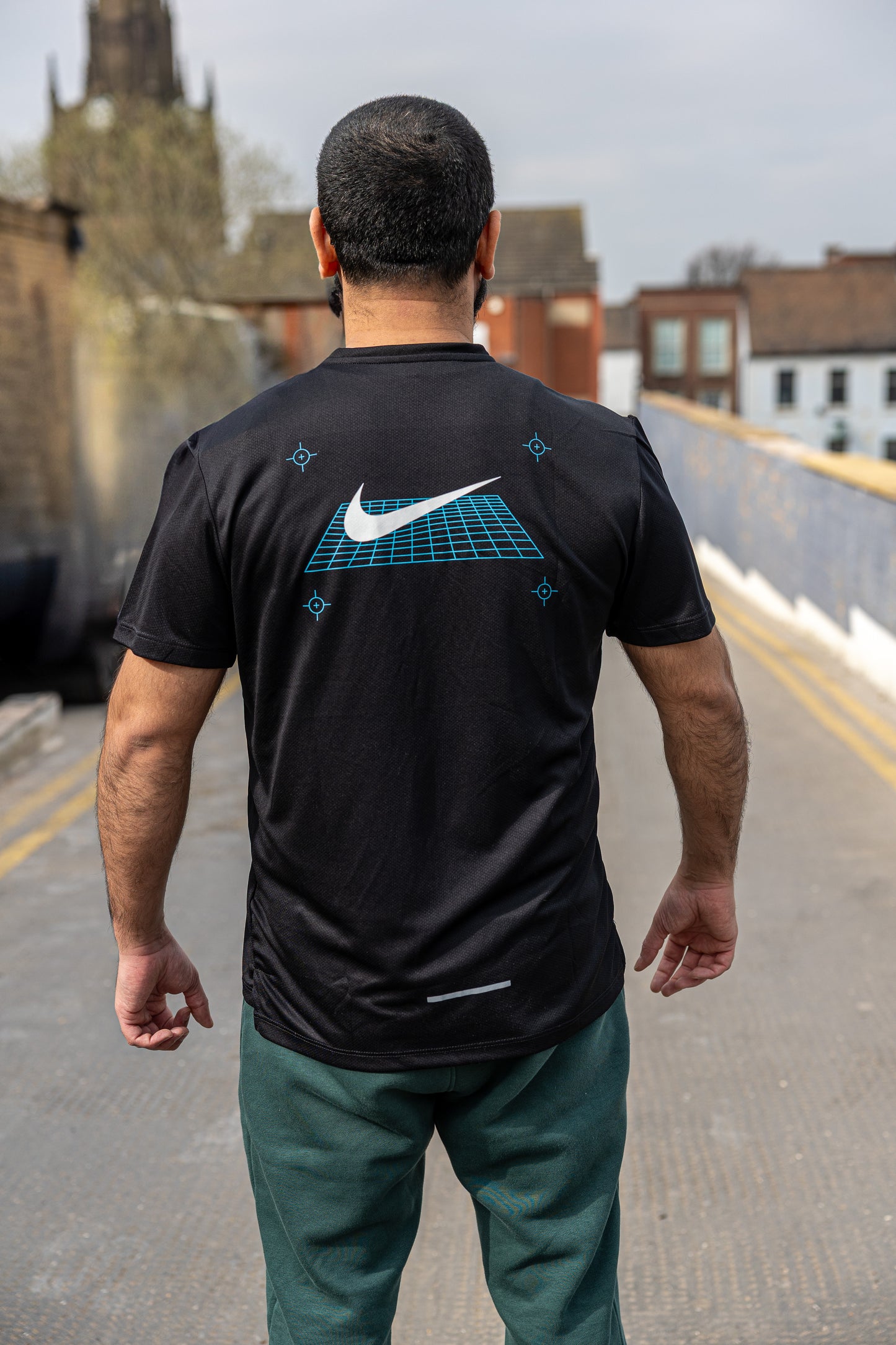 Nike Miler Grid T-Shirt Black UK S-L