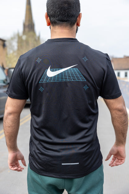 Nike Miler Grid T-Shirt Black UK S-L