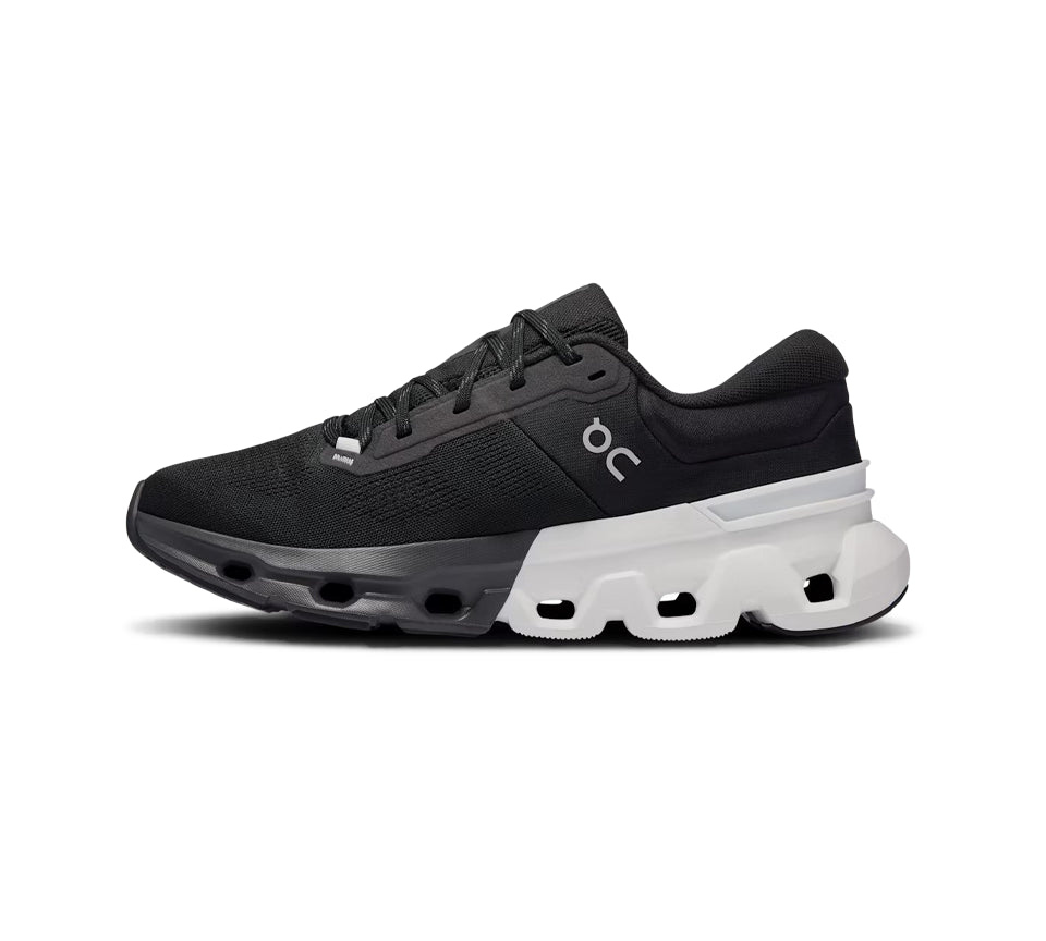 ON Cloudflyer 5 Trainers