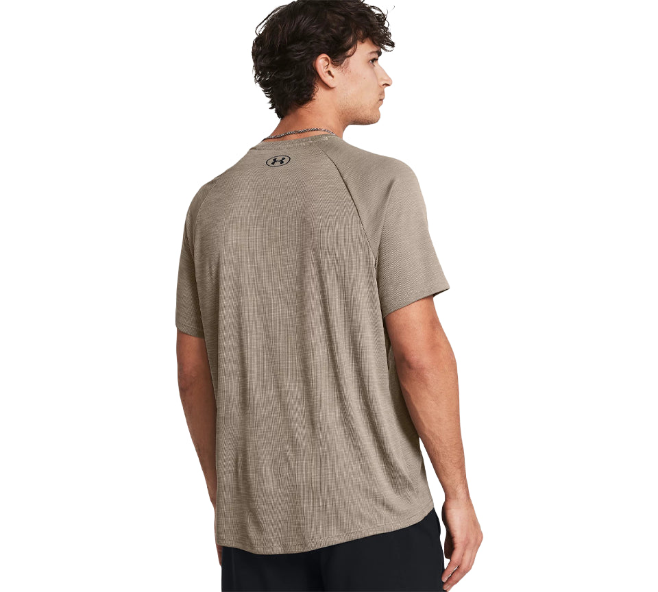 Vivi Sports Under Armour Tech Textured Tee – Men’s Performance T-Shirt in UK Sizes S to 2XL – Available in Black Red – Lightweight, Quick-Drying Fabric Ideal for Gym, Training, and Casual Wear