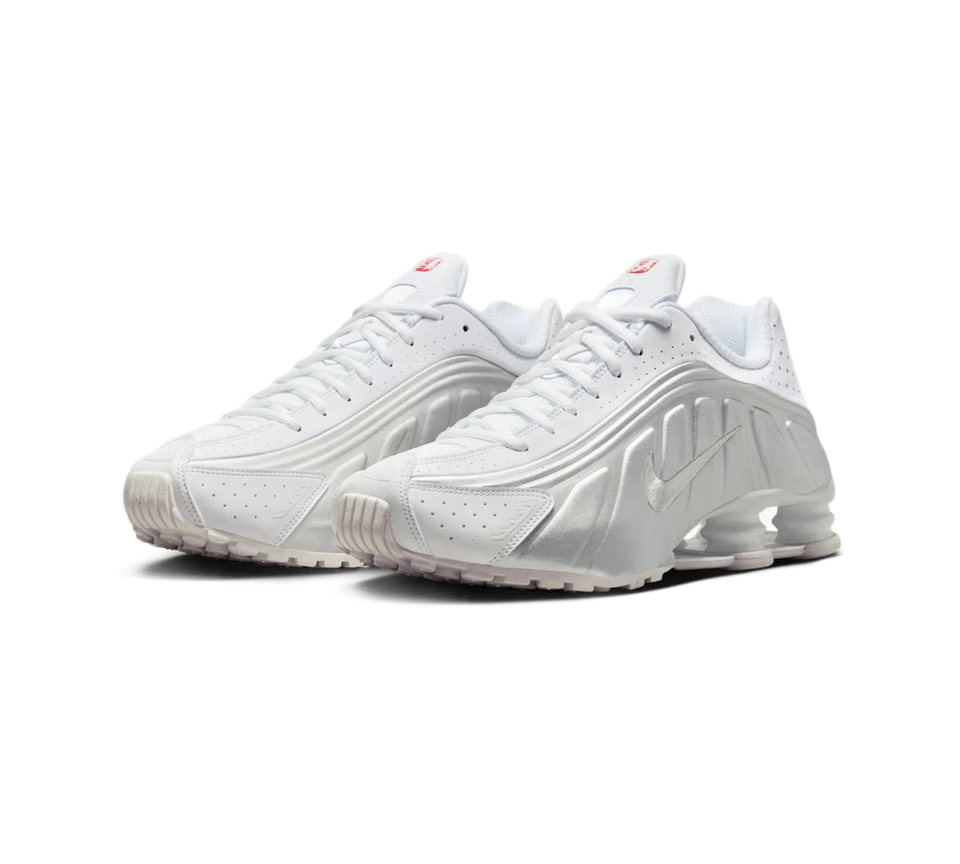 Nike Shox R4 Trainers