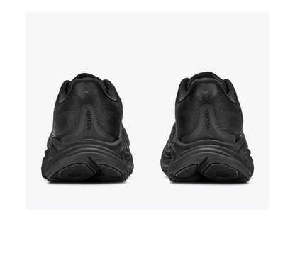 HOKA Clifton 11 Trainers