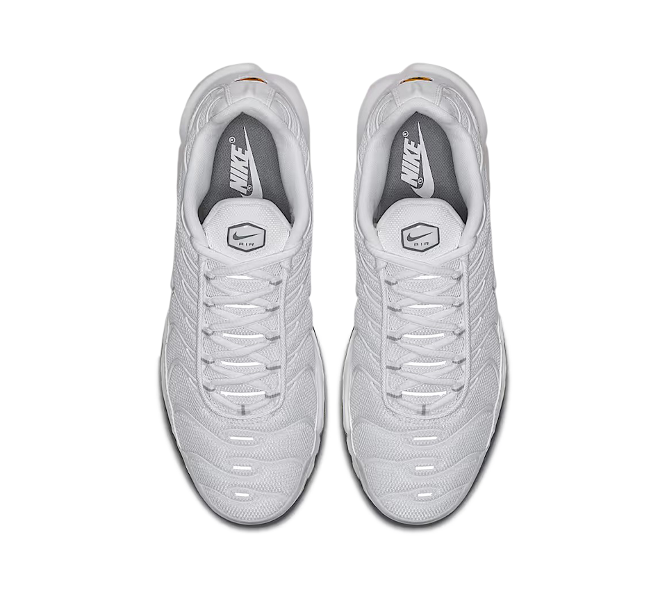 Vivi Sports Nike Air Max Plus Trainers – White/Black, Sneakers in UK Size 10 – Features Tuned Air Cushioning for Maximum Comfort and Support – Iconic Wavy Design with Mesh Upper – Ideal for Running, Training, or Everyday Streetwear Style