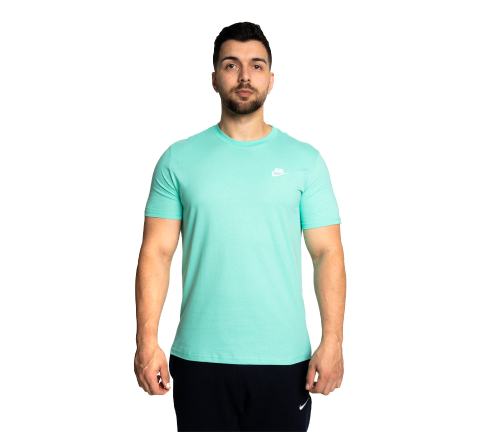 Nike Sportswear Club/Swoosh Futura T Shirt