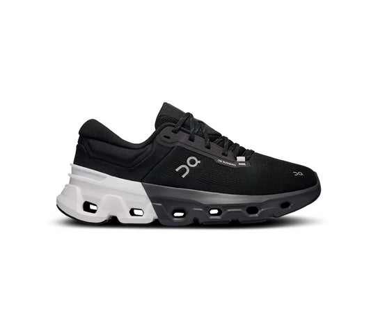 ON Cloudflyer 5 Trainers