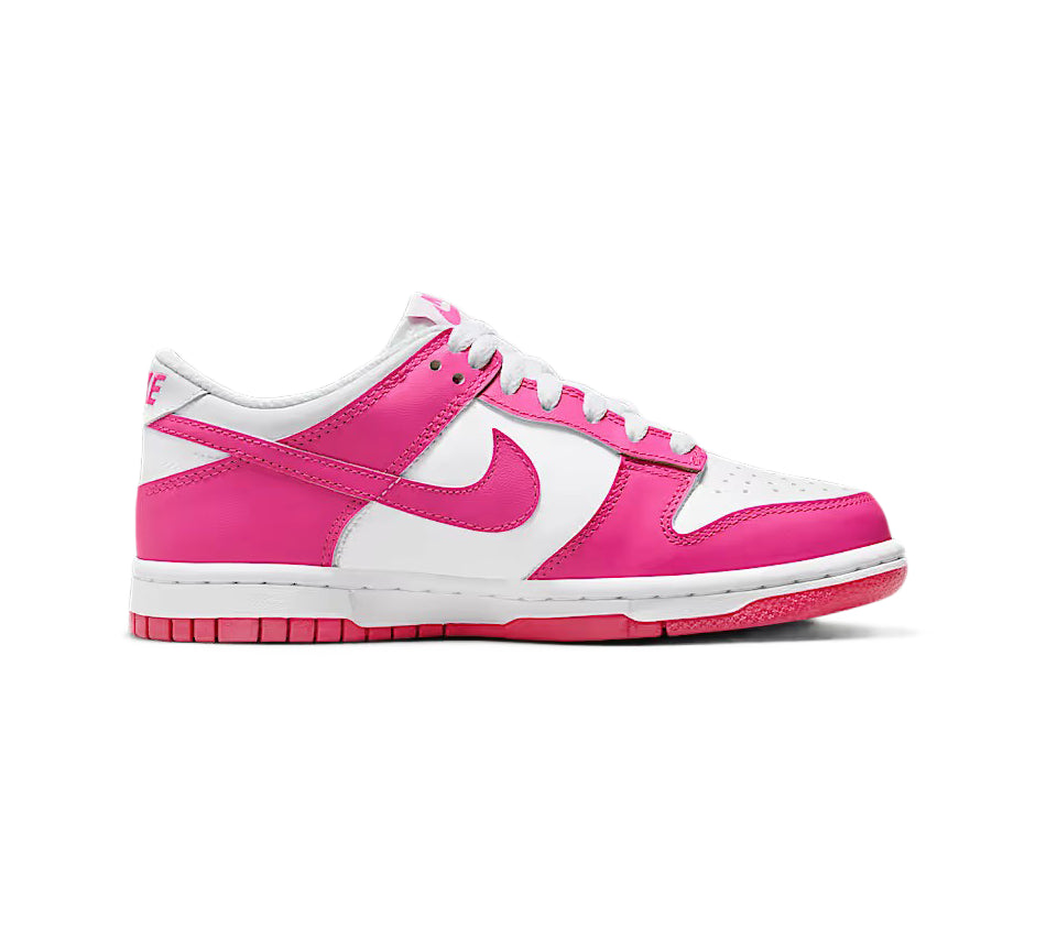 Nike Dunk Low Trainers