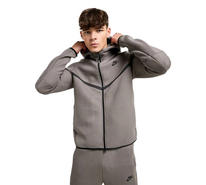 Nike Tech Fleece Windrunner