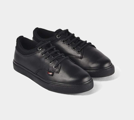 Kickers Tovni Sneak LTHR YM 113405 Trainers Black Teen UK 4