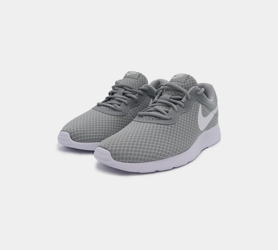 Nike Tanjun Trainer 812654010 Grau UK 6-11