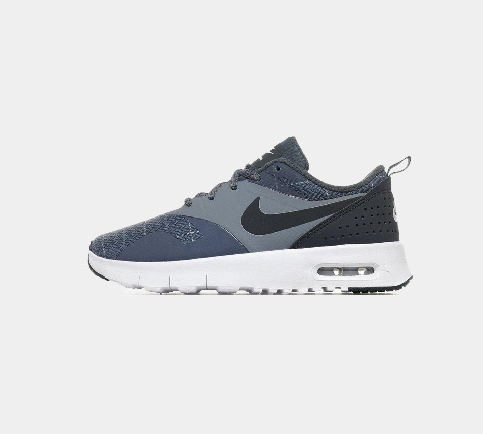 NIKE AIR MAX TAVAS