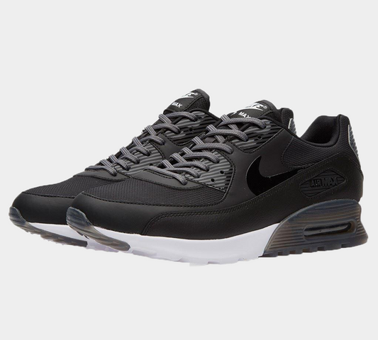 Nike Air Max 90 Ultra Essential 724981 007 Trainers Black/Dark Grey UK 4.5